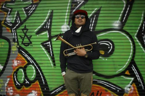 Mari Mengenal Jordy Waelauruw, Peniup Trompet Custom Asal Maluku